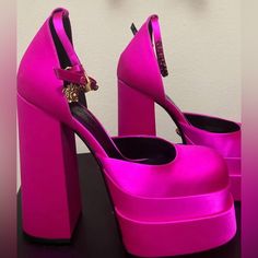 Versace Platform Heels. Hot Pink Size 9.5. Never Worn Luxury Pink Block Heel Shoes, Luxury Pink Block Heel Heels, Luxury Pink Platform Heels, Pink Versace Heels, Versace Platform Heels, Platform Heels Pink, Pink Versace, Heel Platforms, Versace Heels