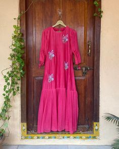 Organic chanderi dress usa /pink vintage cotton silk sleeve dress / dress with hand embroidery /Hanloom dresses / voggish /chanderi cotton dress /soft handmade cotton dress / summer dress / pink thread embroidery dress        Looking for a perfect dress that's unique , soft and easy to carry !! yess, You are at the right place. we carry such versatile pieces of hand made dresses that really let you stand out in any occassion !!      featuring this beautiful super soft pure handmade mul chanderi cotton dress in pink color ( can be customized in any color) with thread embroidery at the body all over with multi color as shown !! A very comfortable, beautiful yet stylish and super comfy !! Ready to ship to USA !! Can be customized in colors and patterns, sizes !! this current pictures are in p Cotton Dress With Resham Embroidery For Eid, Mul Cotton Dresses, Festival Tunic Dresses With Resham Embroidery, Bohemian Dresses With Chikankari Embroidery For Transitional Season, Fitted Bohemian Handloom Dresses, Traditional Cotton Silk Maxi Dress, Bohemian Cotton Silk Wedding Dress, Transitional Cotton Dress With Resham Embroidery, Bohemian Cotton Designer Dress