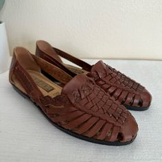 Vintage Brown Leather, Woven Slip On Huarache Sandals Made In Brazil Brand New Sandals Woman, Huarache Sandals, Made In Brazil, Vintage Brown, Women's Shoes Sandals, Vintage Collection, Leather Women, Womens Sandals, Brown Leather