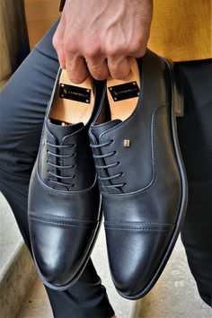 Collection: Spring – Summer 2020  Product: Wholecut Oxfords  Color code: Black  Shoes sole: Leather  Inner Lining: Calf Skin Lining  Shoes Material: 100% Leather  Available Size: 39-40-41-42-43-44  Package Include: Shoes  Gifts: Box, Shoehorn, Shoeshine, Babet Socks Wedding Shoes For Men, Prom Fits, Mens Black Dress Shoes, Black Oxford Shoes, Prom Inspiration, Gifts Box, High End Shoes, Mode Costume, Model Shoot