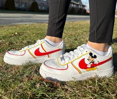 Mickey Mouse Custom Shoes for anyone looking to add colour to their sneakers. This is unisex design made for anyone who loves Mickey Mouse! Mickey Mouse Air Force 1, Disney Custom Shoes, Disney Shoes, Leather Paint, Sneakers Athletic, Baby Disney, Custom Shoes, Unisex Design, Air Force 1