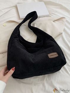 BirdinBag - Spacious Hobo Bag with Stylish Letter Patch Designs Hobo Bag Patterns, Stylish Letters, Beige Bag, Style Preppy, Diy Tote Bag, Luxury Designer Handbags, Cute Backpacks, Patch Design, Black Decor