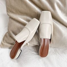 2023 Summer New Shoes Woman Cowskin Mules Female Casual Muller Shoes Square Toe Slides Genuine Leather Handmade Ladies Footwear Mules Shoes Heels, Shoes Square Toe, Ladies Footwear, Clog Heels, Bow Shoes, Shoes Woman, Leather Mules, Shoe Lover, White Shoes