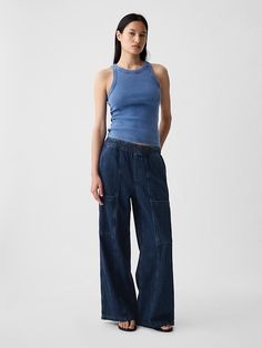 High Rise Utility Easy Jeans Gap Outfits Women, High Rise Skirt, Streetwear Accessories, Model Inspo, Loose Fit Jeans, Dark Indigo, Break In, Denim Outfit, High Rise Jeans