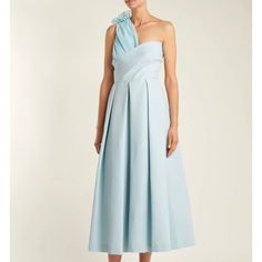 This Designer Is Regularly Worn By Hrh Kate Middleton. The Stretch Satin Tulle Material Is So Elegant And Heavy In The Right Way. It Is Exquisitely Cut And A Beautiful Color. Blue Pre-draped Dress With Pleated Bodice, Light Blue Evening Dress For Spring, Blue Spring Evening Dress With Pleated Bodice, Blue Pleated Bodice Evening Dress For Spring, Light Blue Spring Evening Dress For Cocktail, Spring Cocktail Evening Dress With Pre-draped Style, Spring Cocktail Evening Dress Pre-draped, Elegant Light Blue Dress For Gala, Spring Cocktail Pre-draped Midi Dress