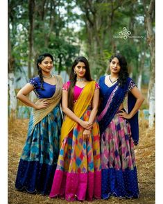 Akka Thangachi, Poses For Sisters, Haldi Dress Ideas For Sisters, Mehendi Poses, Haldi Shoot, Half Saree Stills, Haldi Dress Ideas, Saree Ceremony, Sisters Photo