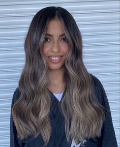 Brown And Mushroom Brown Hair, Beige Brown Balayage On Dark Hair, Ash Brown Hair On Tan Skin, Cool Ashy Brown Hair, Balayage Hair On Brown Skin, Ashy Balayage On Dark Hair, Ashy Bronde Balayage Brunettes, Freelance Balayage, Ombre Highlights For Dark Hair