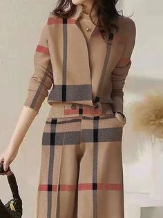 Urban Sweater, Urban Shirt, Ärmelloser Pullover, Plaid Cardigan, Winter Plaid, Langer Mantel, Winter Stil, Striped Jacket, Plaid Fashion