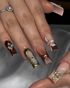 I’m obsessed 🤎✨ #nailtech #nailsnailsnails #nailinspo #nailinsporation #explore #reels #viral #houston #houstontexas #houstonnails #houstonnailtech #frenchies #brownnails #fallnails #earthy # Cutesy Nails, Hard Nails, Brown Nails, Nail Tech, Pretty Nails, Nail Ideas, Nail Inspo, Acrylic Nails, Houston