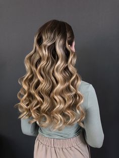 Group Chat, Hair Color, Hairstyles, Instagram Photos, Photo And Video, Instagram Photo, Hair Styles, Makeup