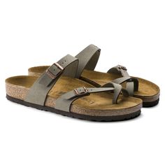 The Mayari From Birkenstock - An Elegantly Comfortable Sandal With Adjustable, Crisscrossing Straps That Form A Single Loop Around The Toe. Classic Support And Adjustability, Designed Beautifully. This Version Features A Subtle, Frosted Effect. The Upper Is Made From The Skin-Friendly, Hard-Wearing Synthetic Material Birko-Flor. Anatomically Shaped Cork-Latex Footbed Upper: Birko-Flor Footbed Lining: Suede Sole: Eva Details: Two Straps, Each With An Individually Adjustable Metal Pin Buckle; Toe Birkenstock With Socks, Outer Banks Shirt, Birkenstock Styles, Chef Shoes, Clog Boots, Saltwater Sandals, Birkenstock Women, Birkenstock Mayari, Kids Sandals