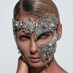 Elegant Masquerade Mask, Halloween Bridal Showers, Face Chain, Face Jewelry, Mask Style, Face Jewellery, Half Face Mask, Elastic Rope, Mardi Gras Mask