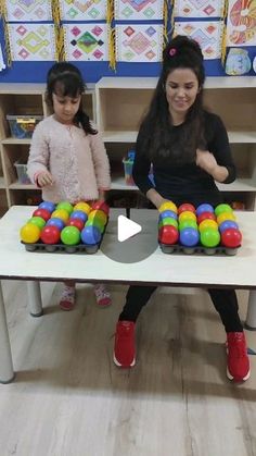 Ball Pit Ball Games, Cup And Ball Game Diy, Fun Games For Kindergarten, Kids Minute To Win It Games, Pre School Games, Sensory Games For Kids, Fun Games For Preschoolers, Games With Balls, Table Games For Kids