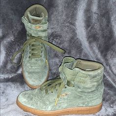 Olive Green Puma Suede Hi Top Sneakers. Worn Once, Brand New No Damage. Luxury Green Custom Sneakers With Speckled Midsole, Faux Taxidermy Decor, Taxidermy Decor, Hi Top Sneakers, Faux Taxidermy, Puma Suede, Puma Shoes, Hi Top, Pumas Shoes