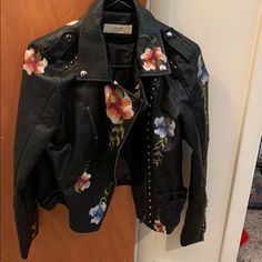 Size Large Women’s Leather Jacket With Floral Designs Never Worn Black Leather Spring Outerwear, Black Leather Outerwear For Spring, Spring Black Biker Outerwear, Black Long Sleeve Spring Leather Jacket, Leather Biker Jacket With Long Sleeves For Spring, Fitted Black Leather Jacket For Spring, Black Leather Jacket For Spring, Leather Jackets, Floral Designs