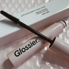 #glossier #makeup #skincare #mascara #mascaraforshortlashes #makeuptips #glossiermakeup  #smudgeproof #goals Glossier Makeup, Eyeshadow Eyebrows, Glossy Makeup, It Goes On, Makeup Goals