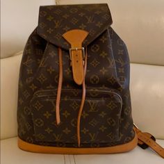 Excellent Condition Beautiful Lv. Montsouris Gm Backpack Bag Monogram. Backpack Louis Vuitton, Palm Springs Mini Backpack, Beautiful Backpacks, Louis Vuitton Backpack, Rucksack Backpack, Tall Leather Boots, Louis Vuitton Damier Ebene, Vintage Louis Vuitton, Backpack Bag