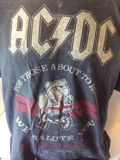 AC/DC T-Shirt British Tour '82 Size XL | eBay Dream Style, Ac Dc, Fancy Dresses, Vintage Tees, Fall Fashion, Vintage Designs, Autumn Fashion, England, Sweatshirts