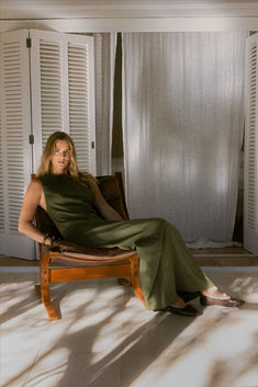 Linen Blend Deep Back Maxi Dress Olive Fitted Maxi Dress, Chic Green Maxi Dress With Side Slits, Fitted Khaki Maxi Dress, Fitted Khaki Maxi Dress For Summer, Summer Fitted Khaki Maxi Dress, Elegant Fitted Khaki Maxi Dress, Chic Olive Maxi Length Dress, Elegant Olive Maxi Dress For Summer, Chic Khaki Vacation Dresses