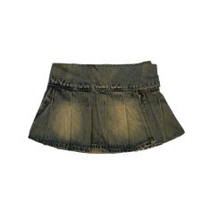 Loose fit skirt. Dark Brown color. 100% heavy cotton fabric. Zipper closure with Cold engraved on button. Female (180cm, 5'10"): S - National Shipping 24-48H (Spain / Portugal) - CORREOS EXPRESS - European Shipping 48-72H - FEDEX - International Shipping 5-7 working days - FEDEX Cold Culture, Brown Denim, Fit Skirt, Spain Portugal, Dark Brown Color, Fitted Skirt, Streetwear Outfit, Online Accessories, Brown Color