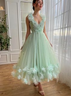 Prom Dresses Fairy, Mint Green Prom Dresses, Ball Gowns For Teens, Flower Cocktail Dress, Dresses Fairy, Formal Wedding Gown, Mint Green Prom Dress, Green Prom Dresses, Tea Length Tulle