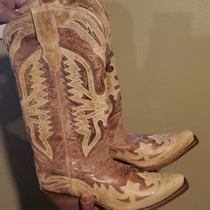 Two Tone Carmel & Tan In Color Never Worn!! Cowboy Boots You Won't Regret This Buy!! 100% Raw Cowhide Leather!! Cream Snip Toe Boots For Rodeo, Cream Snip Toe Boots For Ranch, Cream Leather Boots With Snip Toe, Cream Snip Toe Leather Boots, Cream Leather Snip Toe Boots, Cream Snip Toe Boots With Leather Sole, Beige Almond Toe Boots With Leather Lining, Calf Leather Round Toe Rodeo Boots, Vintage Calf Leather Boots With Snip Toe