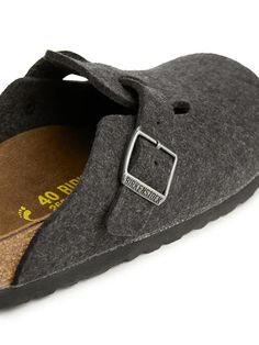 Birkenstock Boston Wool Clogs - Grey - ARKET WW Wool Clogs With Cushioned Footbed And Round Toe, Winter Slip-on Clogs With Buckle Closure, Winter Buckle Closure Slip-on Clogs, Comfortable Outdoor Clogs With Buckle Closure, Casual Wool Slip-on Clogs, Casual Wool Clogs For Winter, Outdoor Closed Toe Clogs With Buckle Closure, Birkenstock Clogs Outfit Summer, Clogs Outfit Summer