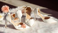 High Quality Wedding Shoes. Wedding Shoes With Square Heels 4cm, 6cm. 9cm Pointed Heel. Fashionable Pointy Shoes. - Etsy Vietnam Pointy Shoes, Square Heels, Shoes Wedding, Pointed Heels, Bathing Beauties