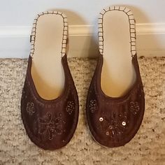 Gorgeous Boho Wedge Sandals! The Front Of The Sandals Feature A Beautiful Beaded And Sequined Floral Pattern The Souls And Outer Stitching Has No Flaws! While There's No Size Printed On The Sandals, I Did Try Them On And I'd Estimate That These Are A 7-7 1/2 Size. Comfortable Brown Slip-on Espadrilles, Brown Slip-on Espadrilles For Vacation, Brown Slip-on Espadrilles For Casual Wear, Brown Closed Toe Synthetic Espadrilles, Brown Closed Toe Espadrilles For Beach, Brown Open Toe Synthetic Espadrilles, Boho Wedges, Source Unknown, Womens Shoes Wedges