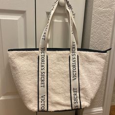 Brand New Victoria Secret Bags, Victoria Secret, Victoria’s Secret, Victoria's Secret, Color White, Bag Lady, Brand New, Women Shopping, White