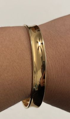 Vintage Signed Monet Curved Gold Tone Smooth Glamorous Bangle Bracelet | eBay Bday Gift, Vintage Signs, Bangle Bracelet, Bangle Bracelets, Gold Tones, Bangles, Bracelet, Signs, Free Shipping