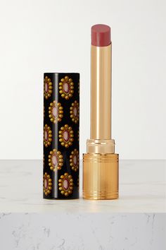 Gucci Beauty's 'Rouge de Beauté Brillant' lipstick has a creamy formula that builds from a subtle glow to an intense, high-shine pigment. It's infused with Hyaluronic Acid, flower oils and fruit butters to deliver voluptuous, round-the-clock hydration. The gilded bullet is inspired by vintage brooches. - 'Louise Orange 307' is a soft orange-brown Fruit Butters, Gucci Makeup, Gucci Beauty, Muted Pink, Rosé Details, Warm Red, Rose Rouge, Antique Roses, Flower Oil