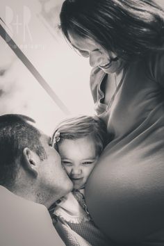 Baby Fotografie, Maternity Inspiration, Baby Black, Maternity Photography Poses, Black Photography, Foto Baby, Foto Tips