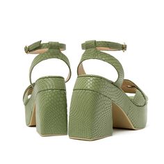 Alta Shoes Material: CueroHecho en Colombia Casual Green Heels With Heel Strap, Green Closed Toe Wedge Sandals, Green Block Heel Sandals With Buckle Closure, Green High Heel Sandals For The Beach, Green Leather Wedge Sandals For Beach, Green Leather Beach Sandals, Green Ankle Strap Platform Sandals, Green Platform Sandals With Ankle Strap, Green Platform Sandals For Spring