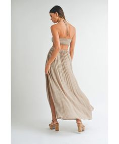 Unleash your inner goddess in the Taylor Halter Neck Midi Dress. Its stunning design will have you turning heads. This dress is a must-have for anyone looking to make a statement, perfect for a tropical wedding or vacation. 80% polyester, 20% rayon Halter Neck Midi Dress, Inner Goddess, Tropical Wedding, Halter Neck, Must Haves, Turning, Midi Dress, Turn Ons, Design