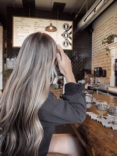 Ash Blonde Hair With Dimension, Ashy Blonde Fall Hair, Fall Hair Inspiration Blonde, Brunette With Icy Blonde Highlights, Dark Hair Platinum Highlights, Ashy Dimensional Blonde, Christmas Balayage, Blonde Highlights Aesthetic, Brown Hair With Icy Blonde Highlights