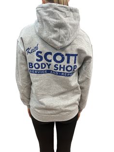 One Tree Hill Merch, One Tree Hill Outfits, Keith Scott Body Shop, Keith Scott, 2000s Tv Shows, North Carolina Gifts, Haley James Scott, Best Tv Couples, Pop Culture Fashion