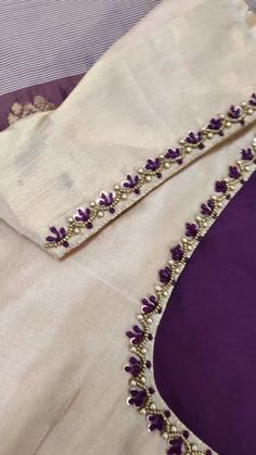 Thread Work Aari Design, Art Work Blouse Design, Simple Hand Work Blouse Design For Silk Saree, Simple Hand Work Blouse Designs Thread Work, Blouse Aari Work Design Simple, Off White Blouse Designs Work, Simple Maggam Work Designs, Embroidery Saree Designs, Simple Maggam Work Blouses