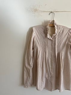 "Beautiful vintage cotton prairie Notches blouse 1970s Notches Prairie Cotton Blouse Vintage size 7 Modern XS, S  Please see measurements  23\" length 17\" Pit to Pit Sleeve length 23\"" Western Vintage, Womens Blouses, Vintage Blouse, Cotton Blouse, Cotton Crochet, Blouse Vintage, Cotton Blouses, Wool Cardigan, Vintage Cotton