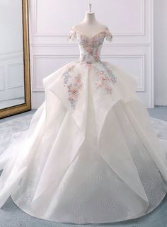 Stunning Off The Shoulder Flower Ball Gown Lace Wedding Dress Prom Dress White, डिजाइनर कपड़े, Lace Long Prom Dress, White Ball Gowns, 파티 드레스, White Evening Dress, Wedding Dresses 2018, Wedding Dresses With Flowers, فستان سهرة