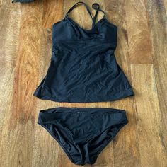 Black Tankini - Size Small - Nwot Black Tankini, Swim Tankini, Tankini Swim Tops, Tankini Set, Tankini Top, Black Swimsuit, Swimsuit Tops, Black Stretch, Black Print