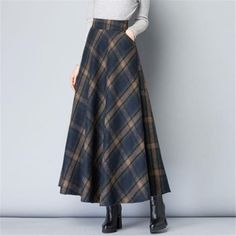 Female Fashion Casual, Long Skirt Winter, Maxi Skirt Fall, Empire Pattern, Plaid Dresses, Big Skirts, Tartan Skirt, Cottagecore Fashion, Skirt Maxi