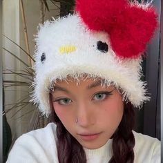 White Or Brown Diy Hand Knitted Hello Kitty Crochet Hat, Kitty Crochet Hat, Accessories Hello Kitty, Hand Knitting Diy, Hello Kitty Crochet, Kitty Accessories, Hello Kitty Accessories, Knitted Hat, Crochet Hat