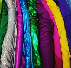 there are many different colors of satin material