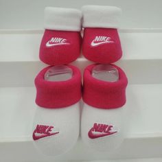 New Without Box. 2 Pair Of Nike Baby Girls Slip On Booties (On Plastic Shoe Molds) Size 0-6 Months Pink & White Awesome Baby Shower Gift! Fast Shipping From North Carolina. Stored In A Smoke Free Environment. Nike Baby Girl Outfits, Toddler Nike Shoes, Baby Nike, Nike Baby, Baby Shoe Sizes, Best Baby Shower Gifts