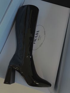 prada
boots
shoes
expensive
luxury
prada shoes
prada boots Stile Kylie Jenner, Prada Boots, Pretty Heels, Patent Boots