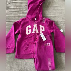 5 Years. New Kids Gap Set. Purple Cute 2 Piece Outfits, Baby Fits, Birthday List, Shopping Ideas, Big Kid, New Kids, Christmas List, Big Kids, Matching Sets