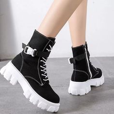 Black Aesthetic Shoes, Shoes Reference, Moda China, Black And White Boots, Woman Boots, Nails Home, Canvas Boots, Girly Shoes, Aesthetic Shoes