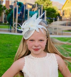 "🐝 Sinamay Fascinator with feathers 🐝 Style: \"Little Miss Haleigh \" from The Hat Hive. ♥Attaches with matching, satin headband. ♥Ultra Light & comfortable to wear. ♥Packed and shipped in a sturdy box with special love & care to ensure a safe delivery. ♥Includes a hat care card with instructions on how to care for & keep your piece beautiful. ♥Over 14,000 pieces sold & 2,000 5 star reviews. Our \"Hive Girls\" come back year after year for their next hat or fascinator. Loving t Ivory Fascinator, Mini Hats, Sinamay Fascinator, Womens Tea, Girls Tea Party, Church Hat, Satin Headband, Tea Party Hats, Wedding Fascinators