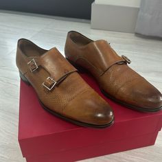 Good Shape Italian Brand Shoes Elegant, Elegant Shoes, Orange Brown, Brown Orange, Brand Colors, Derby, Men's Shoes, Oxford, Man Shop